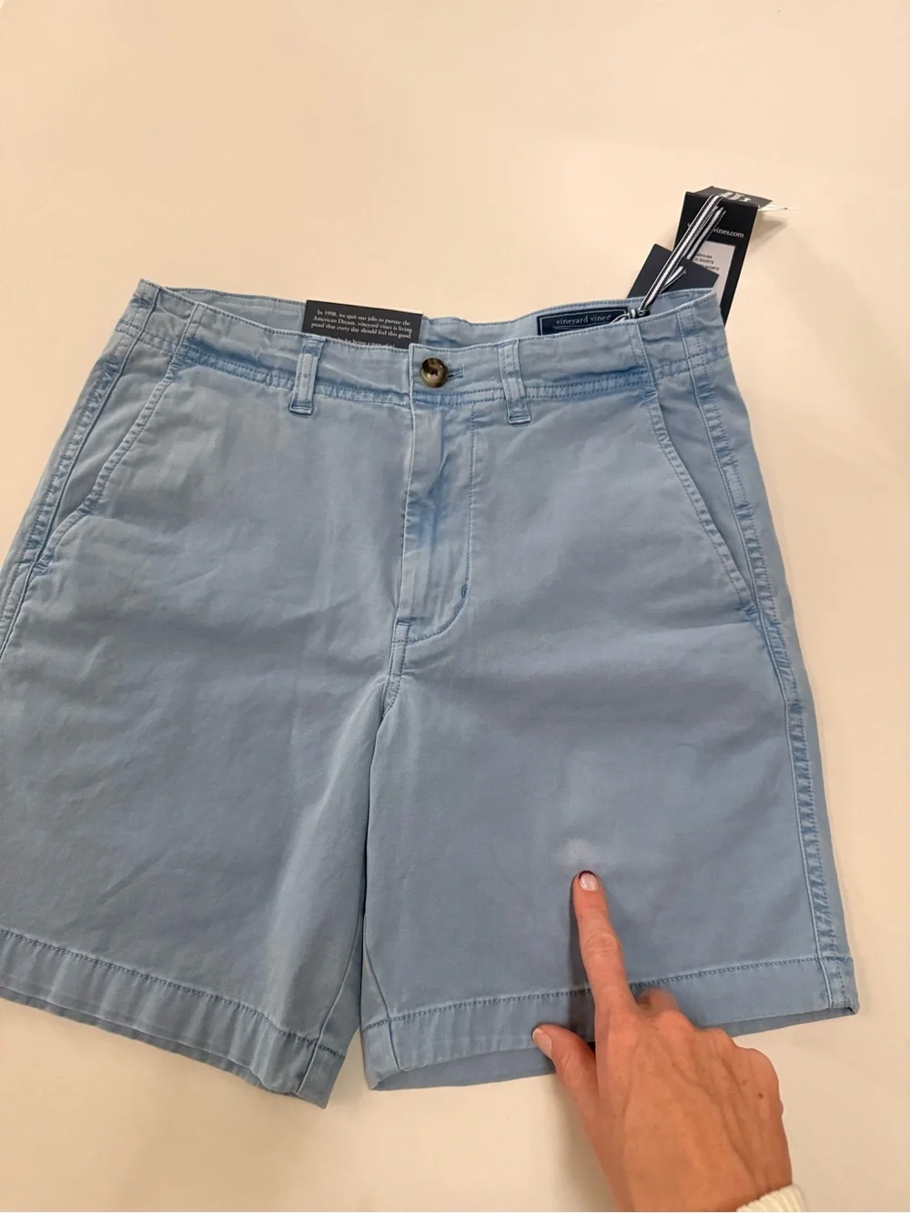 NWT- Vineyard Vines- Calm Waters Flat Front Men’s Shorts Sz 28 waist